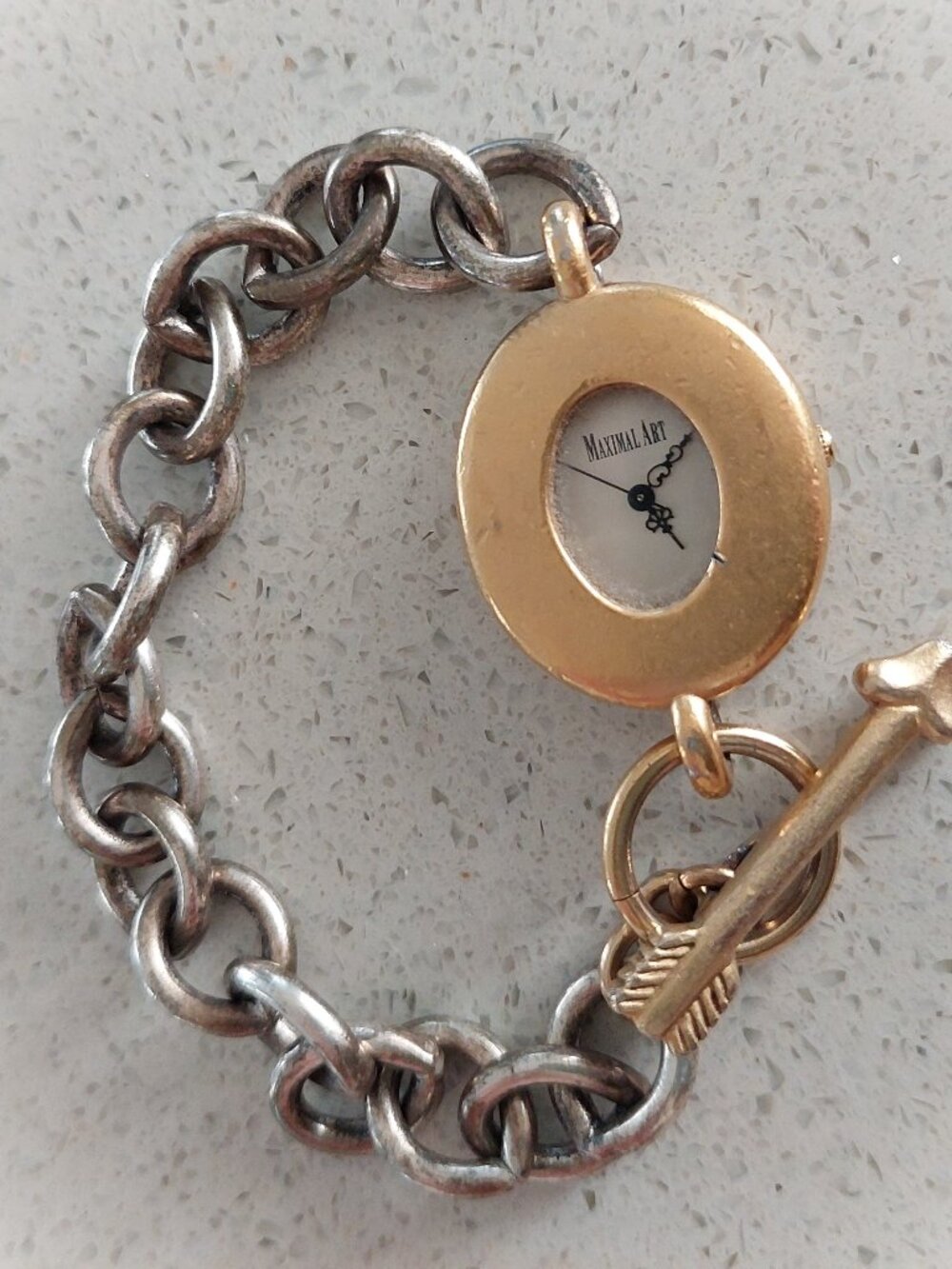 Vintage 1995 Maximal Art John Wind Womens Watch Antiqued Gold Silver Chain Arrow